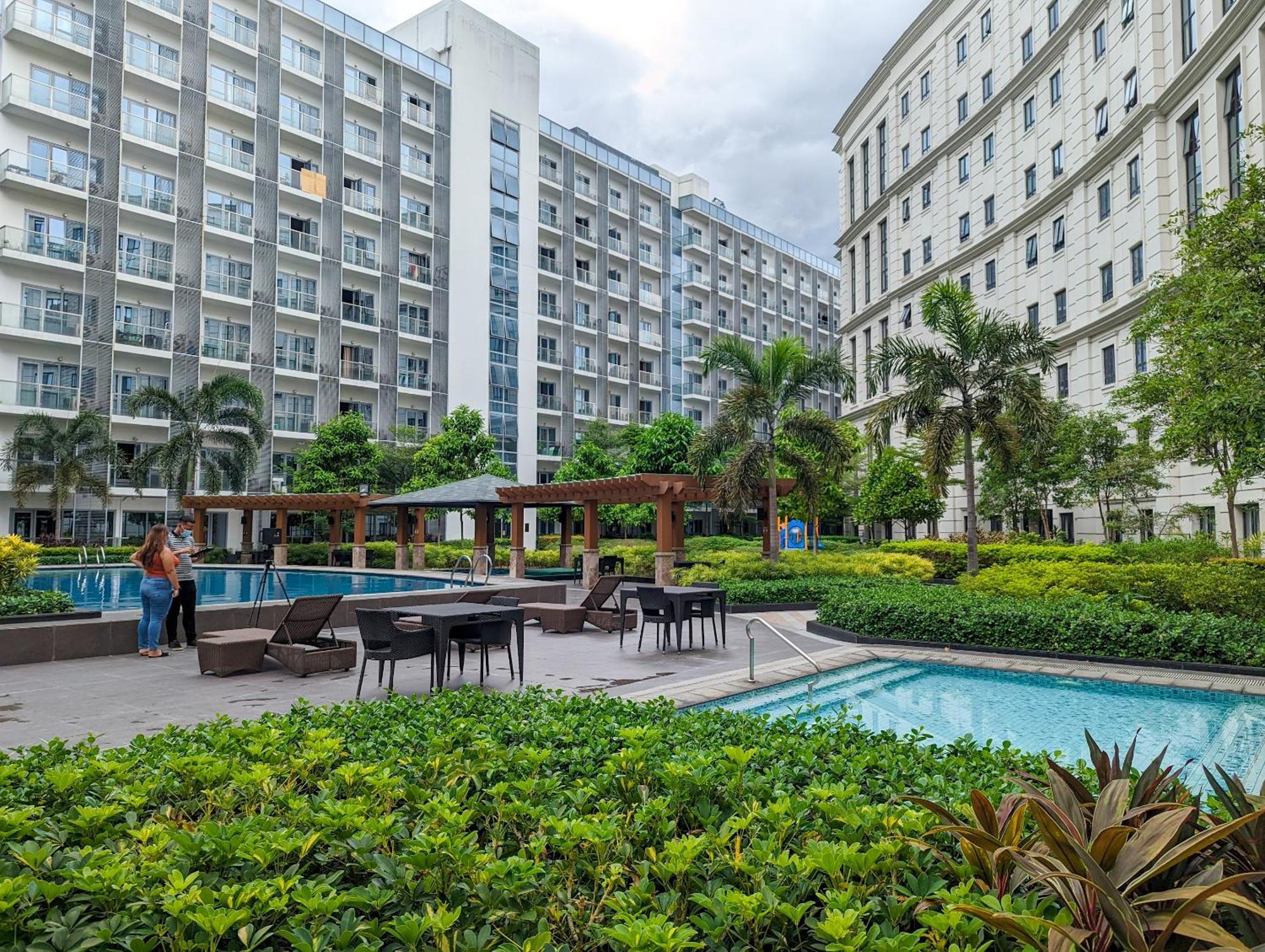 Studio Condo Naia Airport Terminal 3 Newport City Casino Manila Exteriör bild