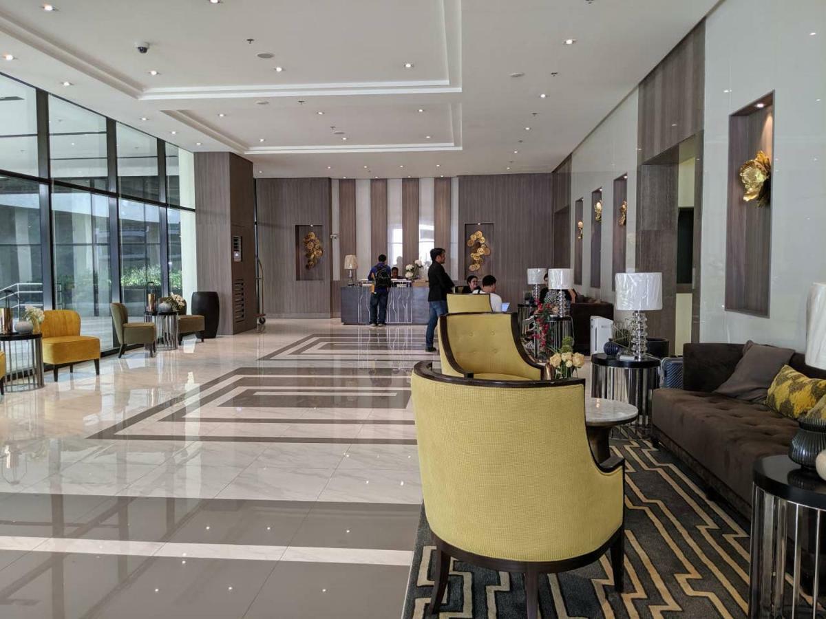 Studio Condo Naia Airport Terminal 3 Newport City Casino Manila Exteriör bild